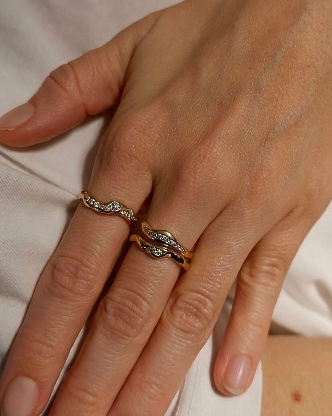Kaya med diamanter fingerring i sølv
