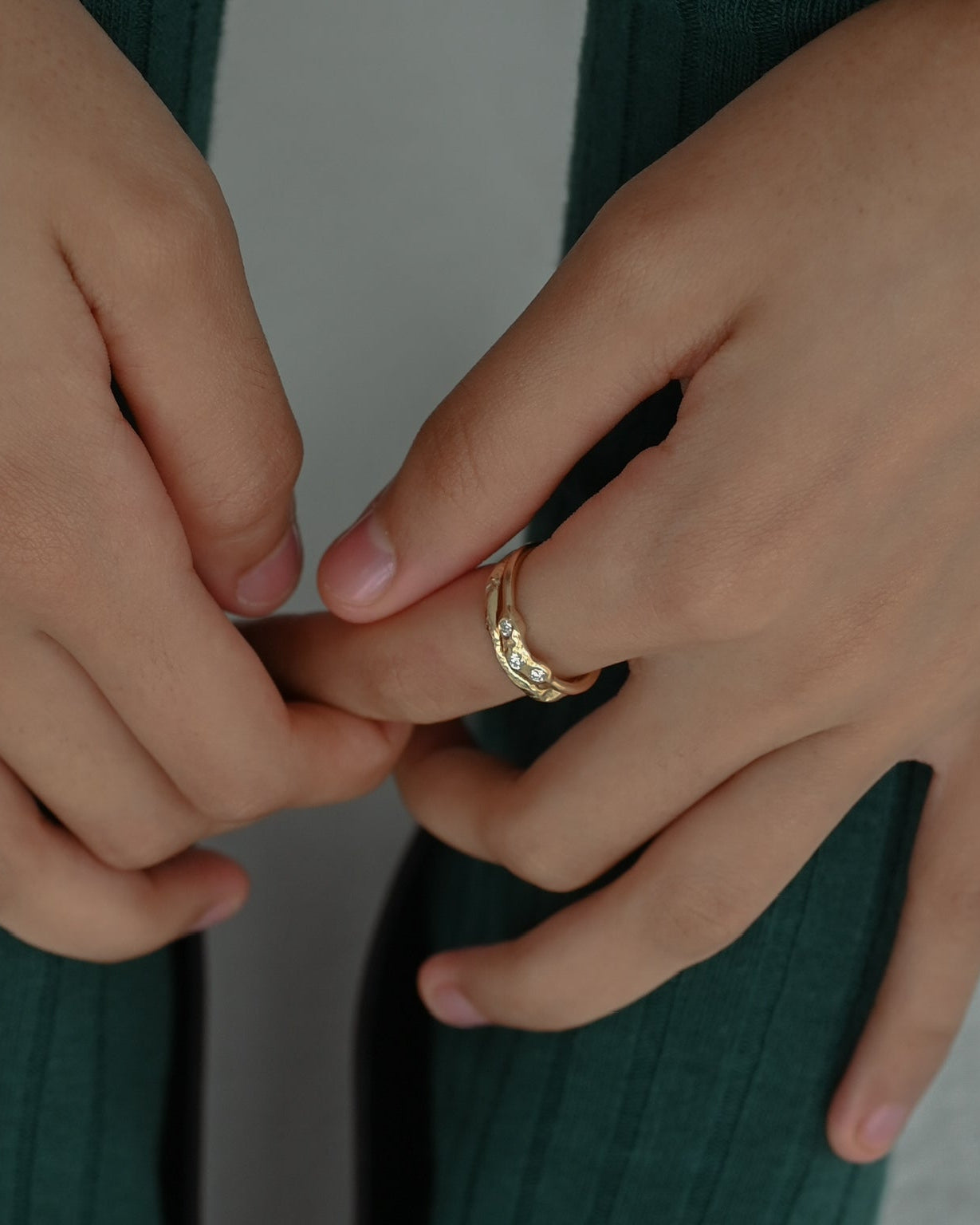 Babett fingerring i 14 karat guld