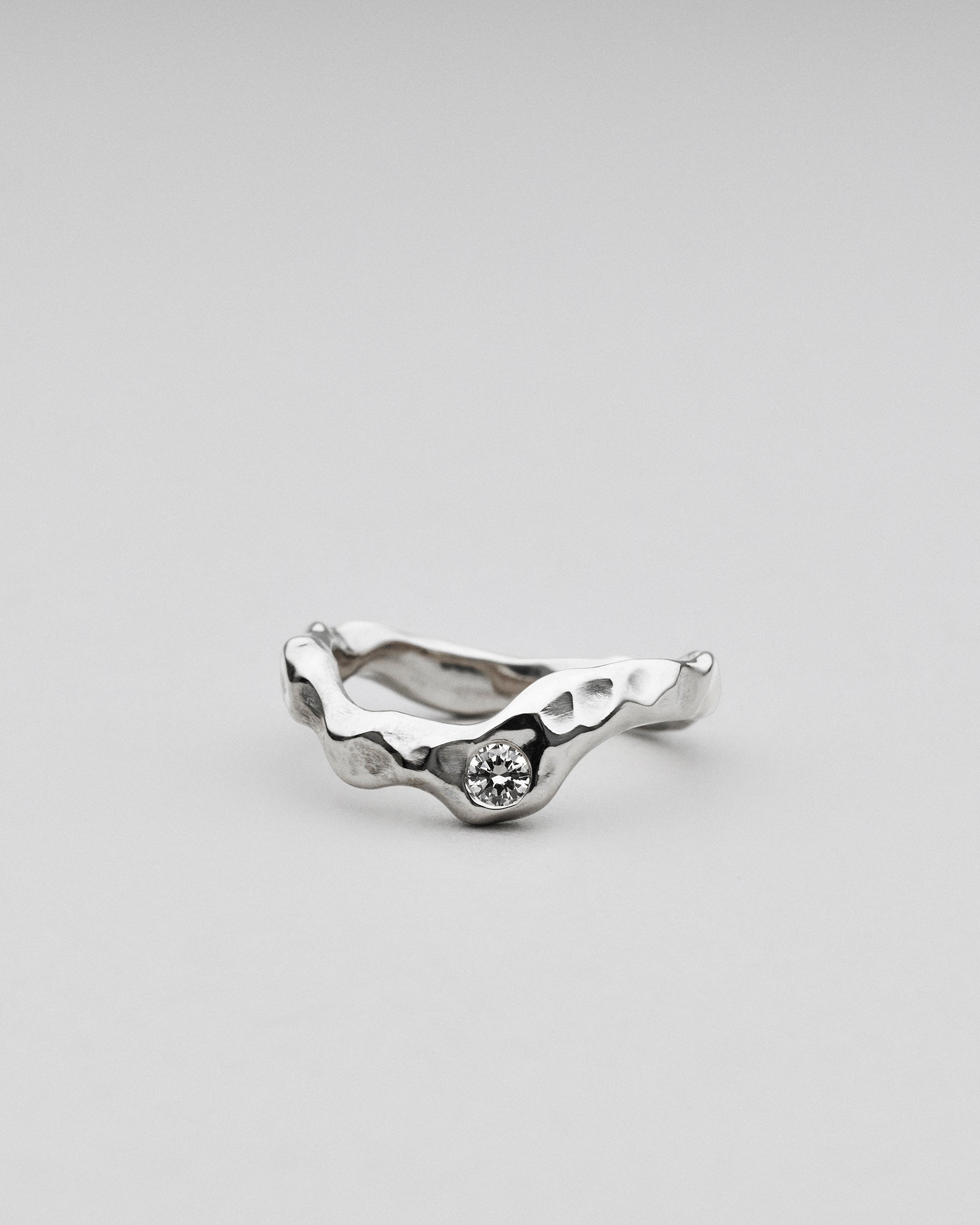 Beate fingerring i sølv