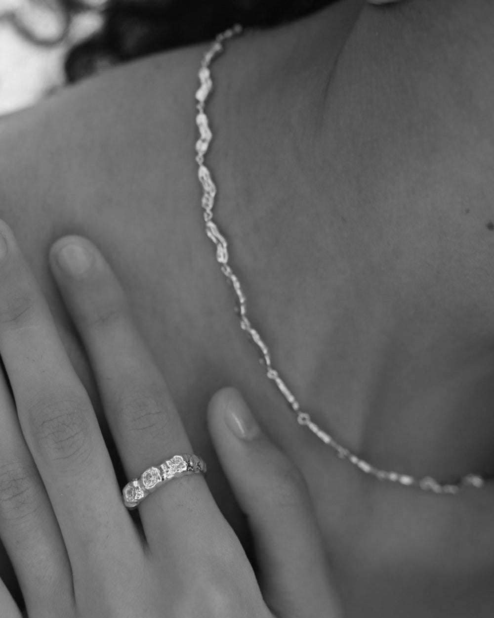 Cami fingerring i 14 karat guld