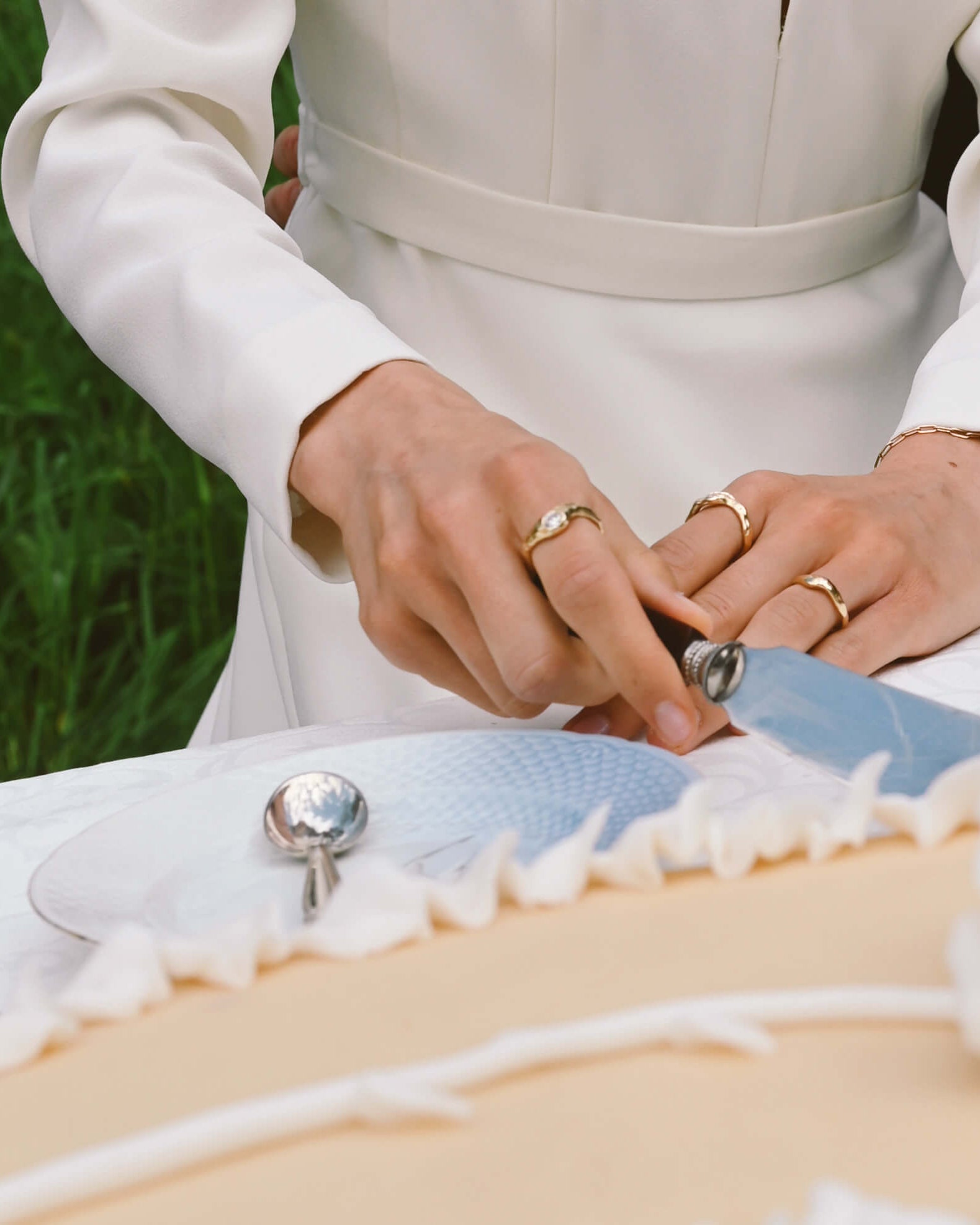 ingrid-fingerring-guld-med-diamant