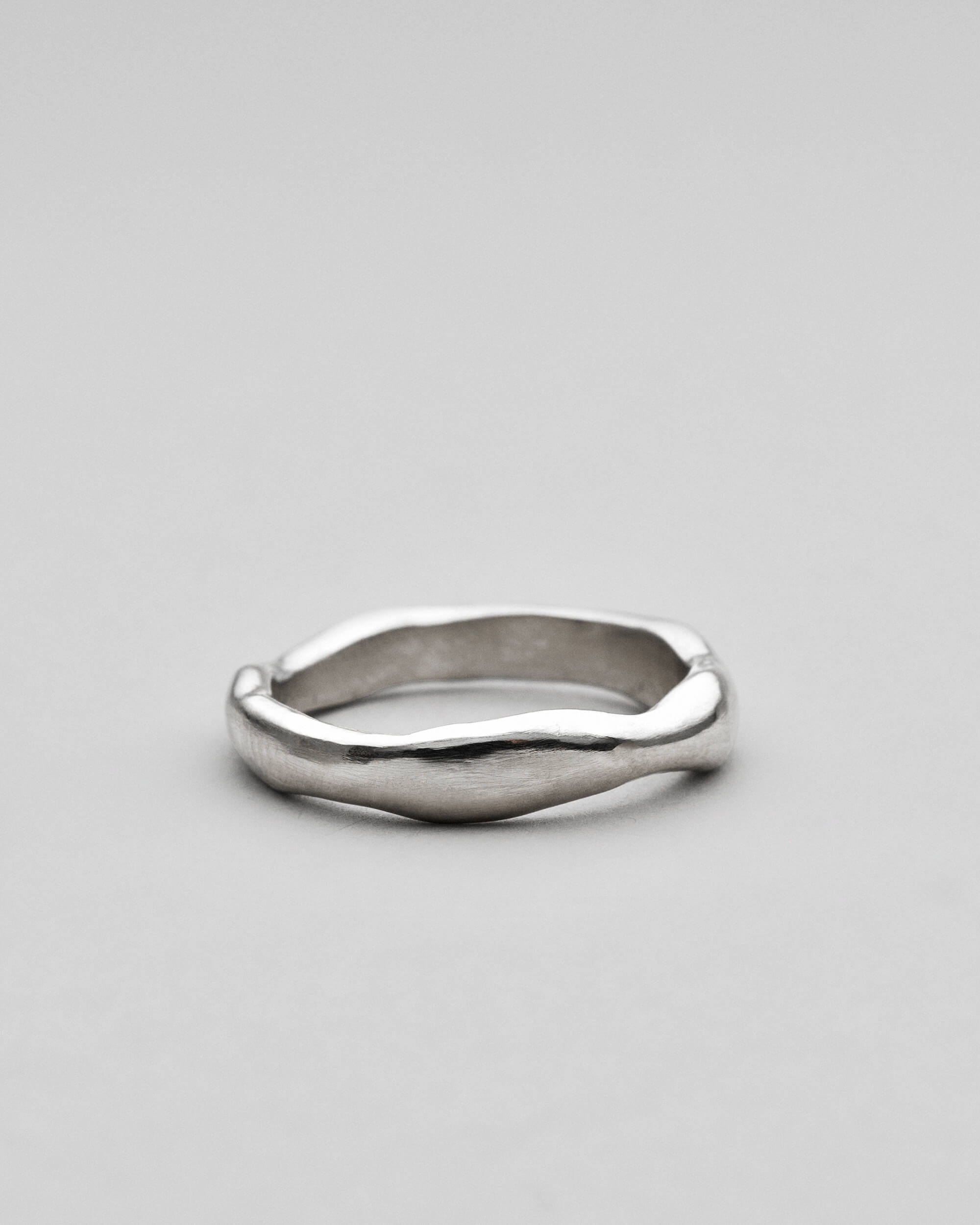 Leo fingerring i sølv