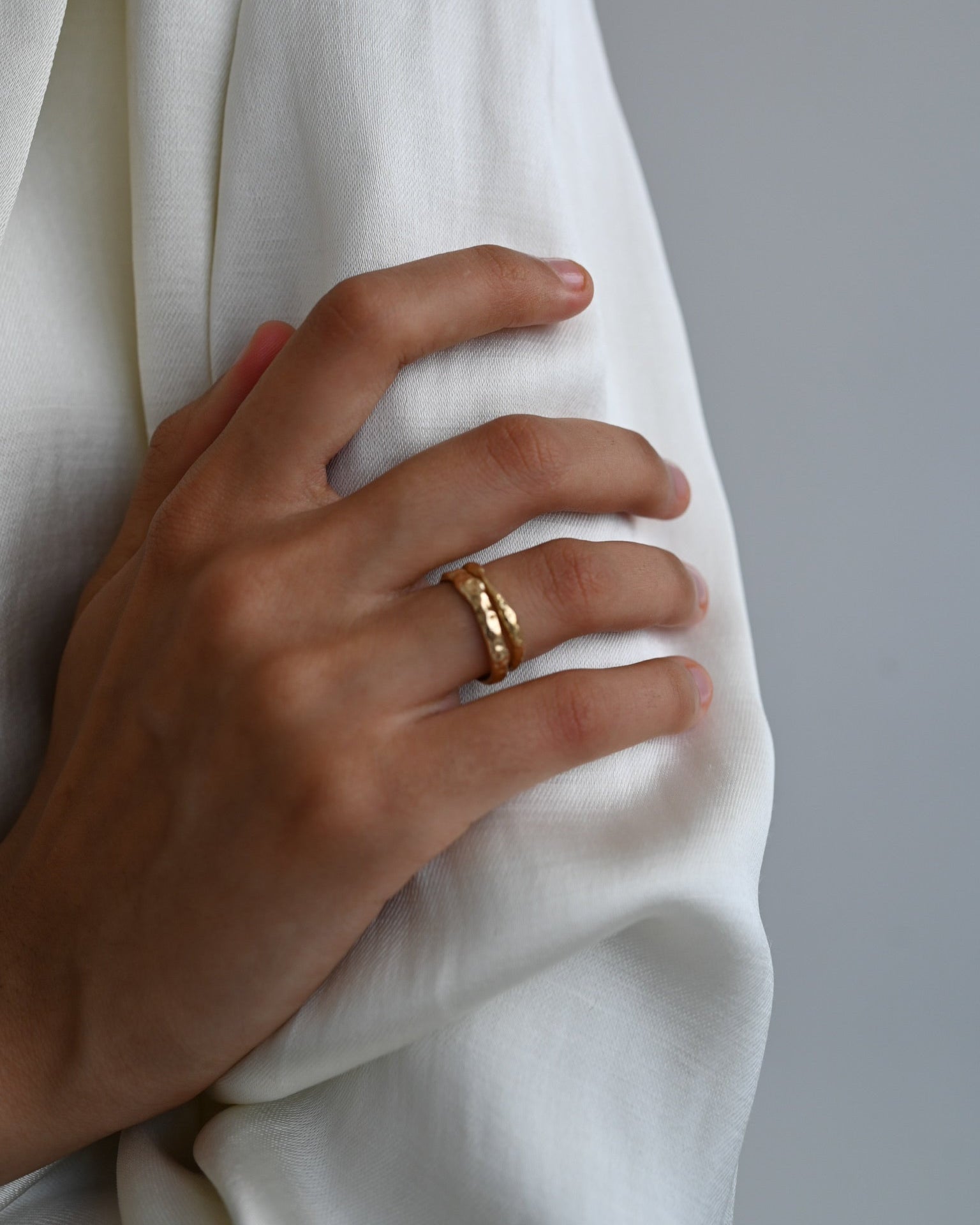 Babett fingerring i 14 karat guld