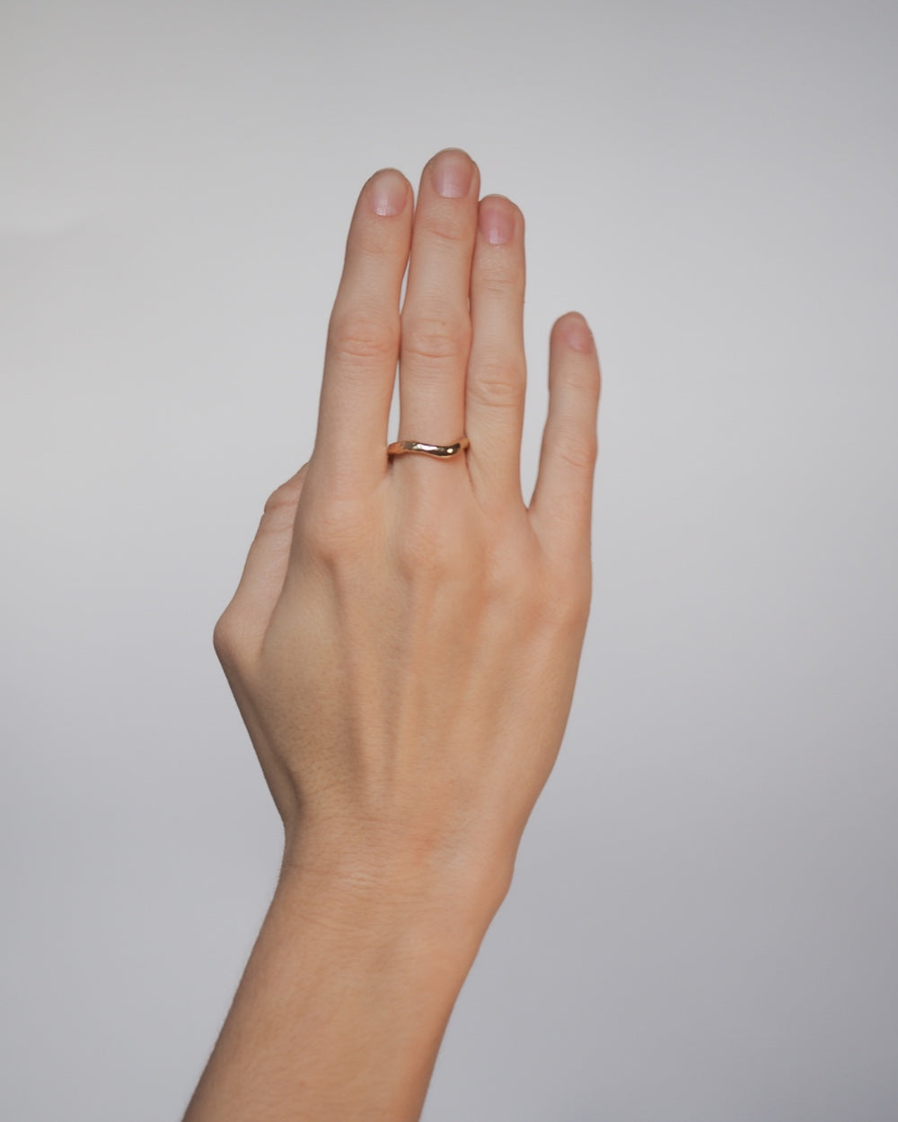 Inge fingerring i 18 karat guld